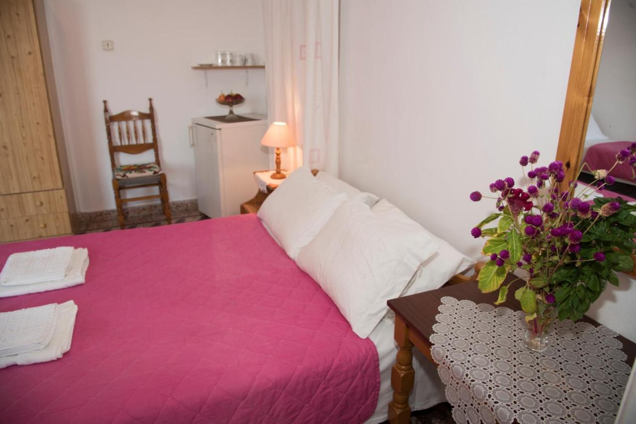 Damianos Rooms Adamantas  Exterior photo