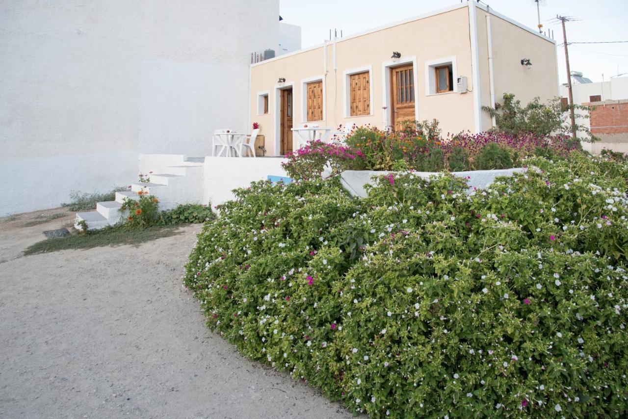 Damianos Rooms Adamantas  Exterior photo