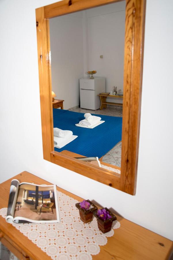 Damianos Rooms Adamantas  Exterior photo