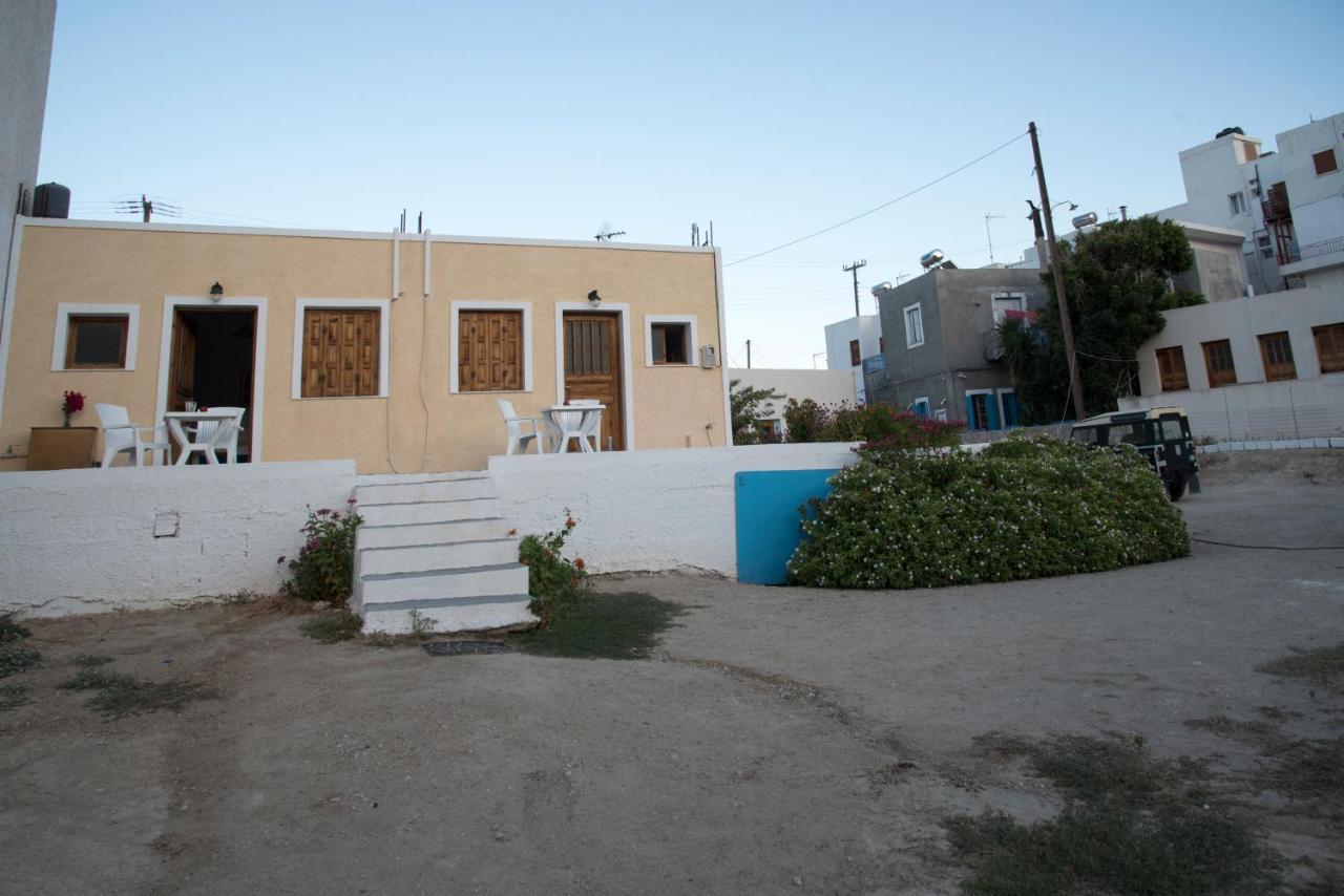 Damianos Rooms Adamantas  Exterior photo