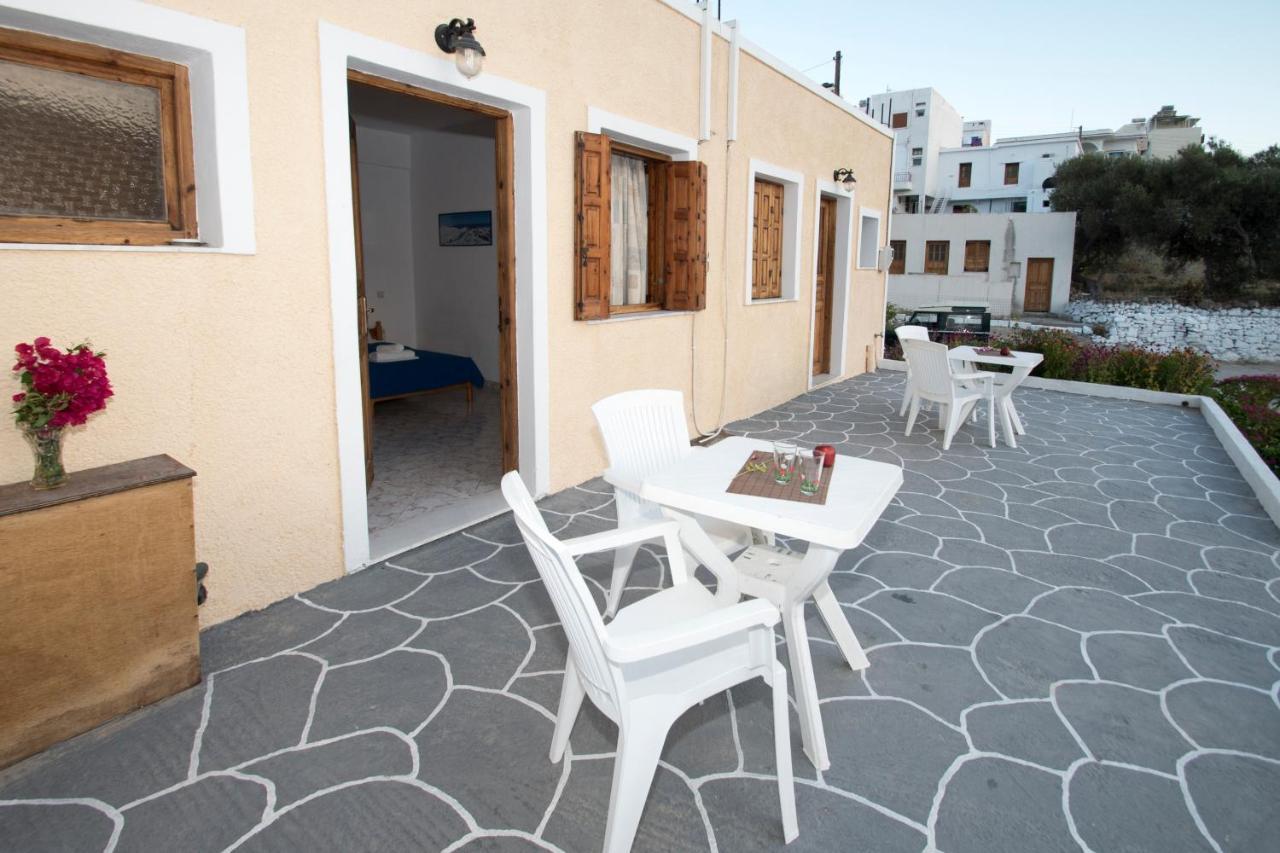 Damianos Rooms Adamantas  Exterior photo