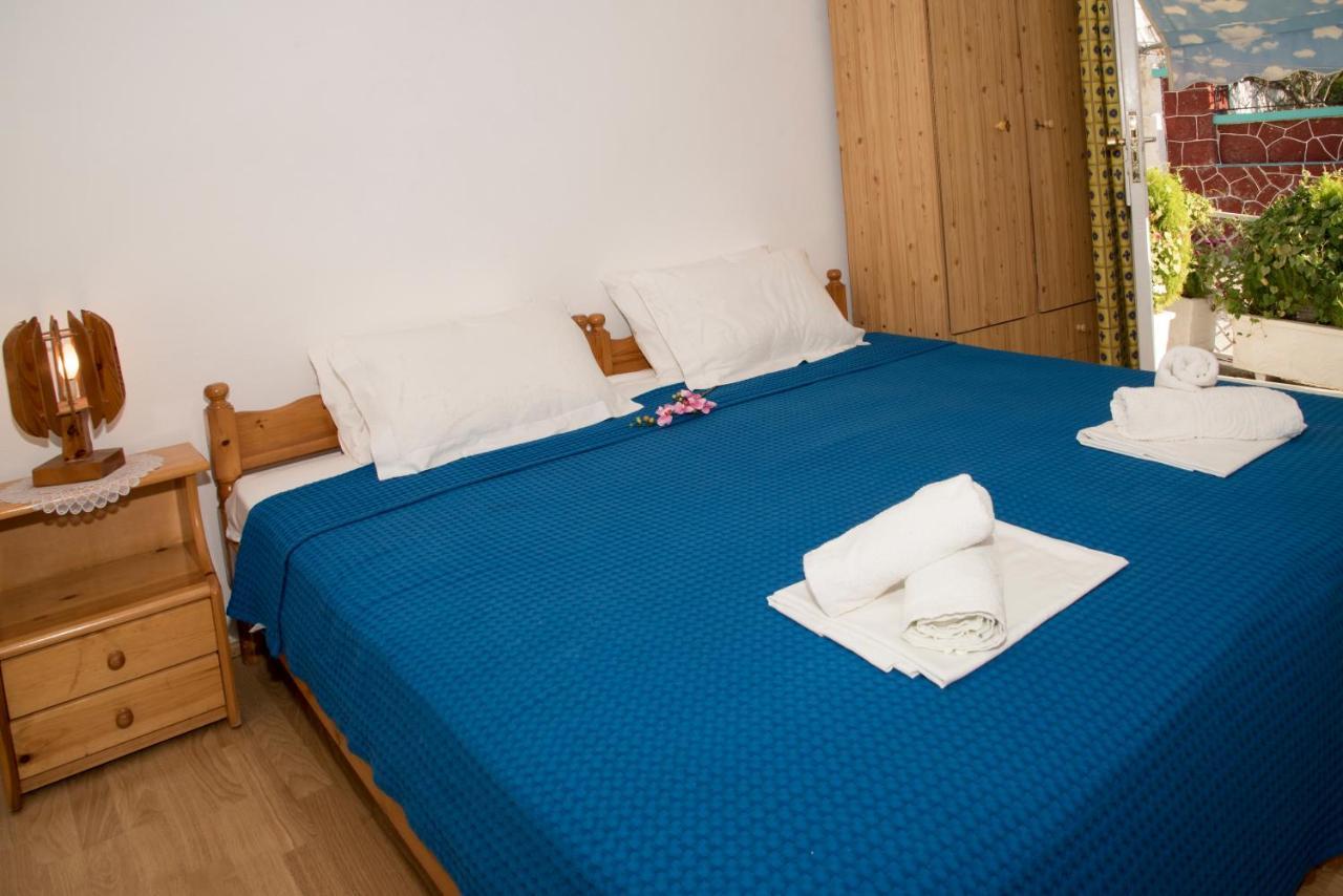 Damianos Rooms Adamantas  Exterior photo